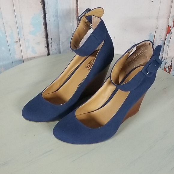 Max No. 6 Shoes - 4" Blue Heels